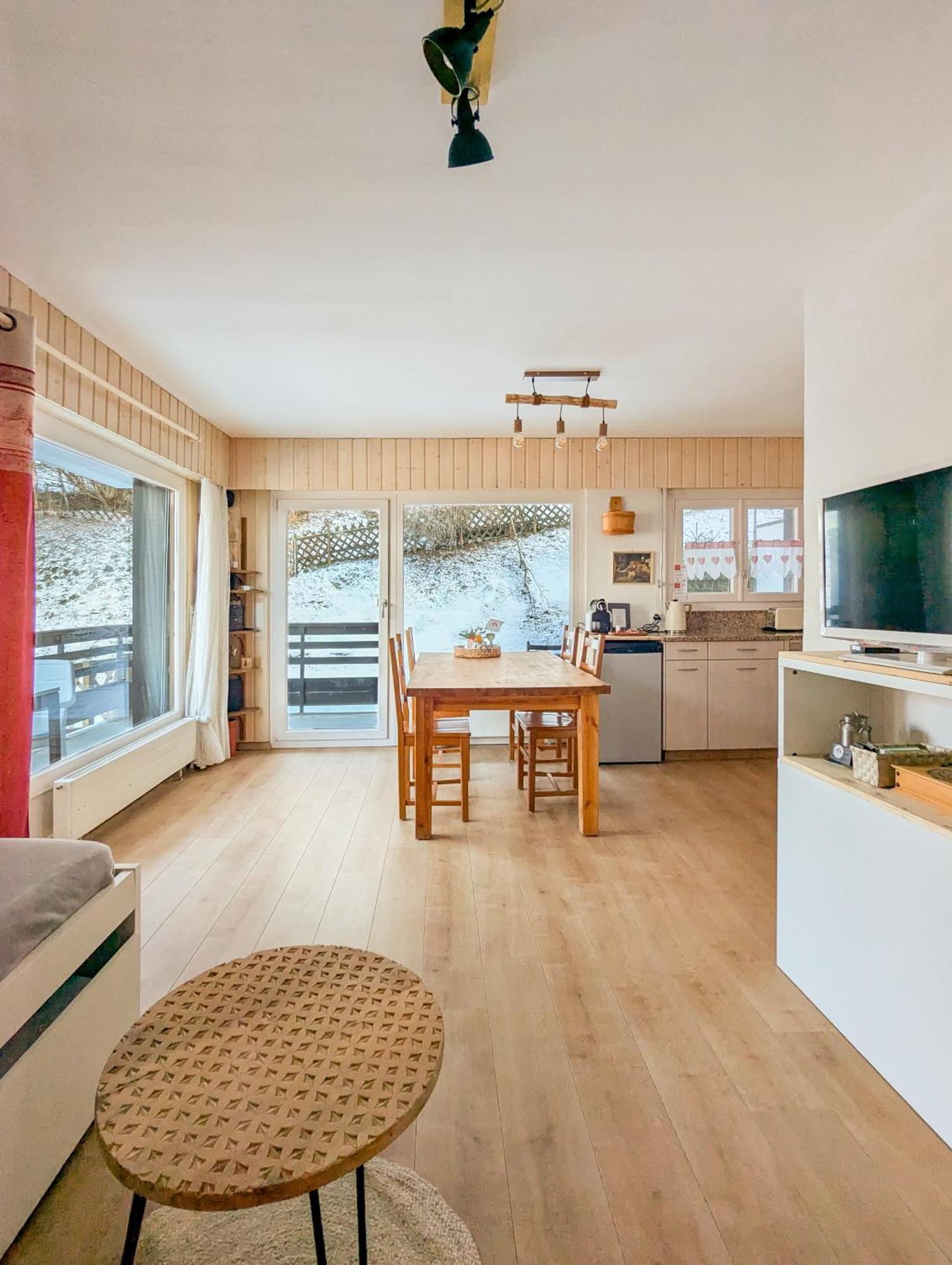 Апартаменты Cosy Centered With Garden And View In Вейзона Экстерьер фото
