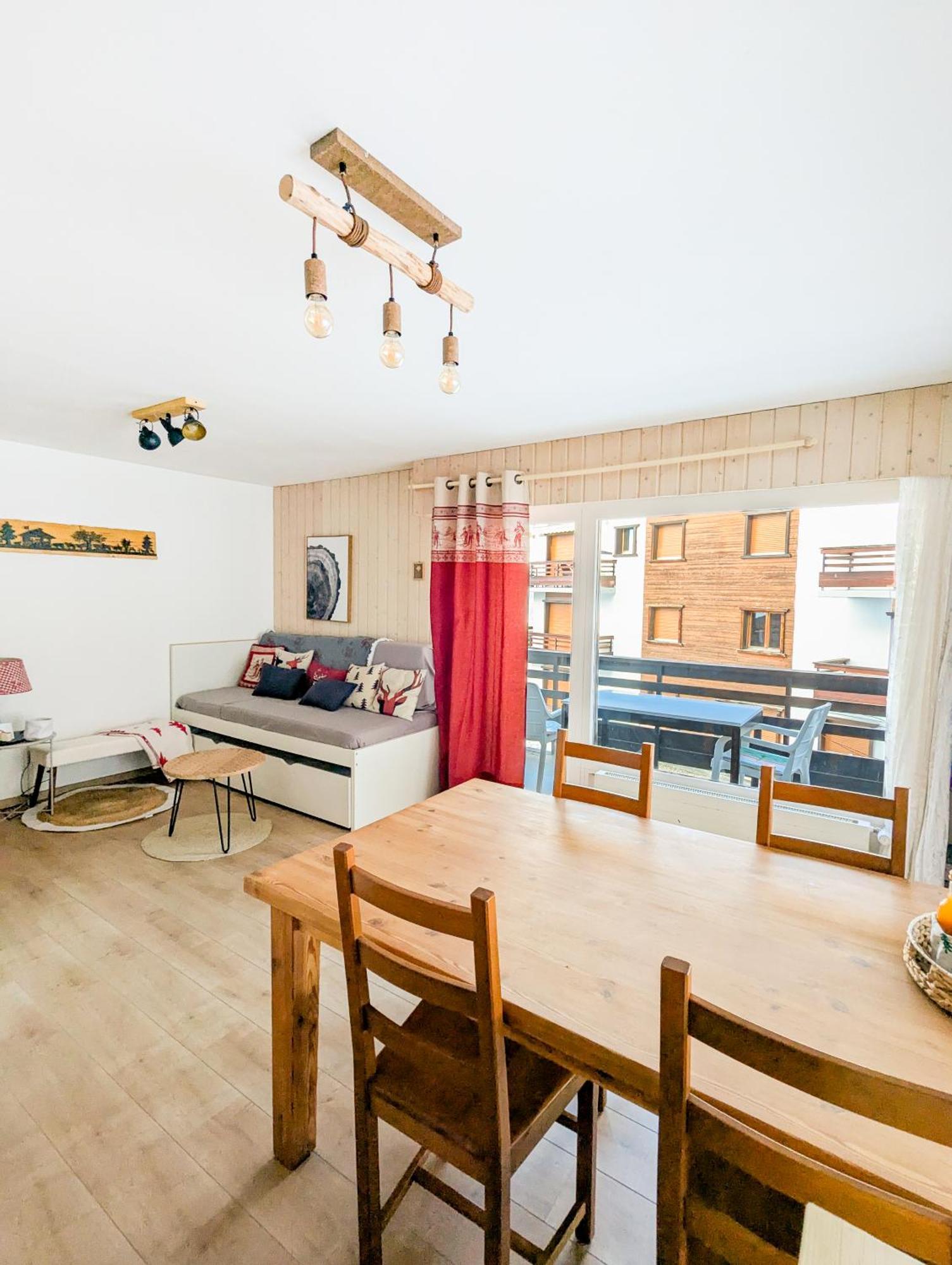 Апартаменты Cosy Centered With Garden And View In Вейзона Экстерьер фото